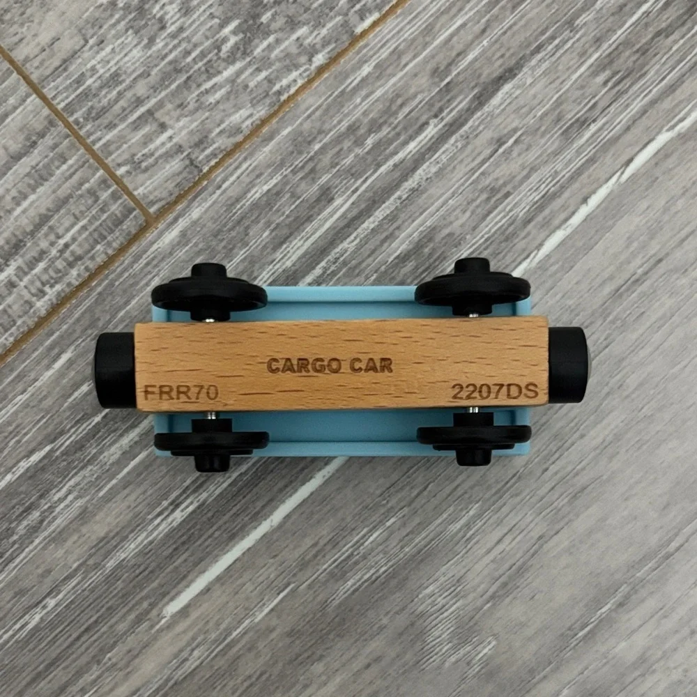 Thomas & Friends Snowy Rails Cargo Car